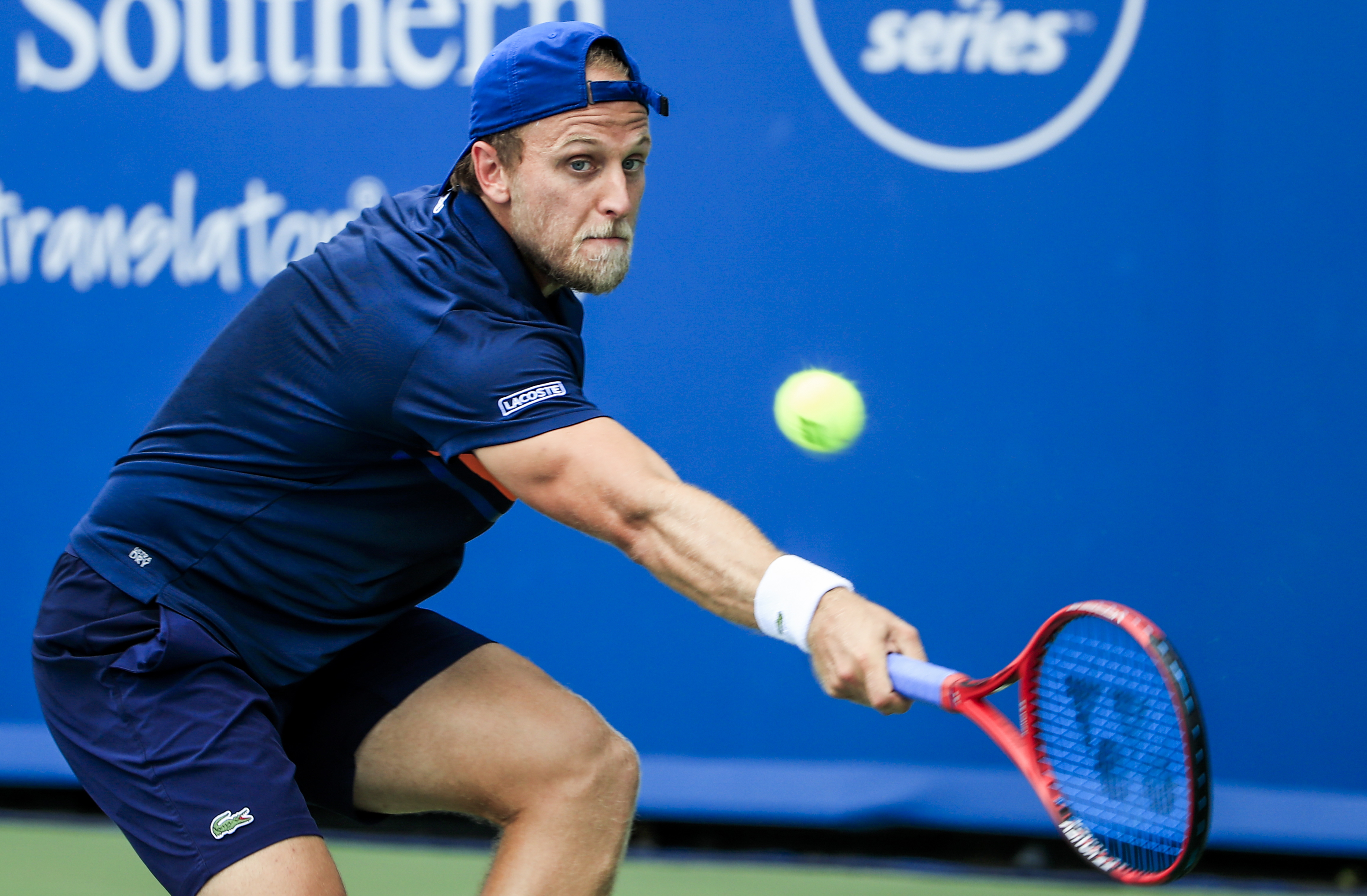 米兰体育网页版-西班牙网球队绝地反击日本网球队，克耶高斯统治全场