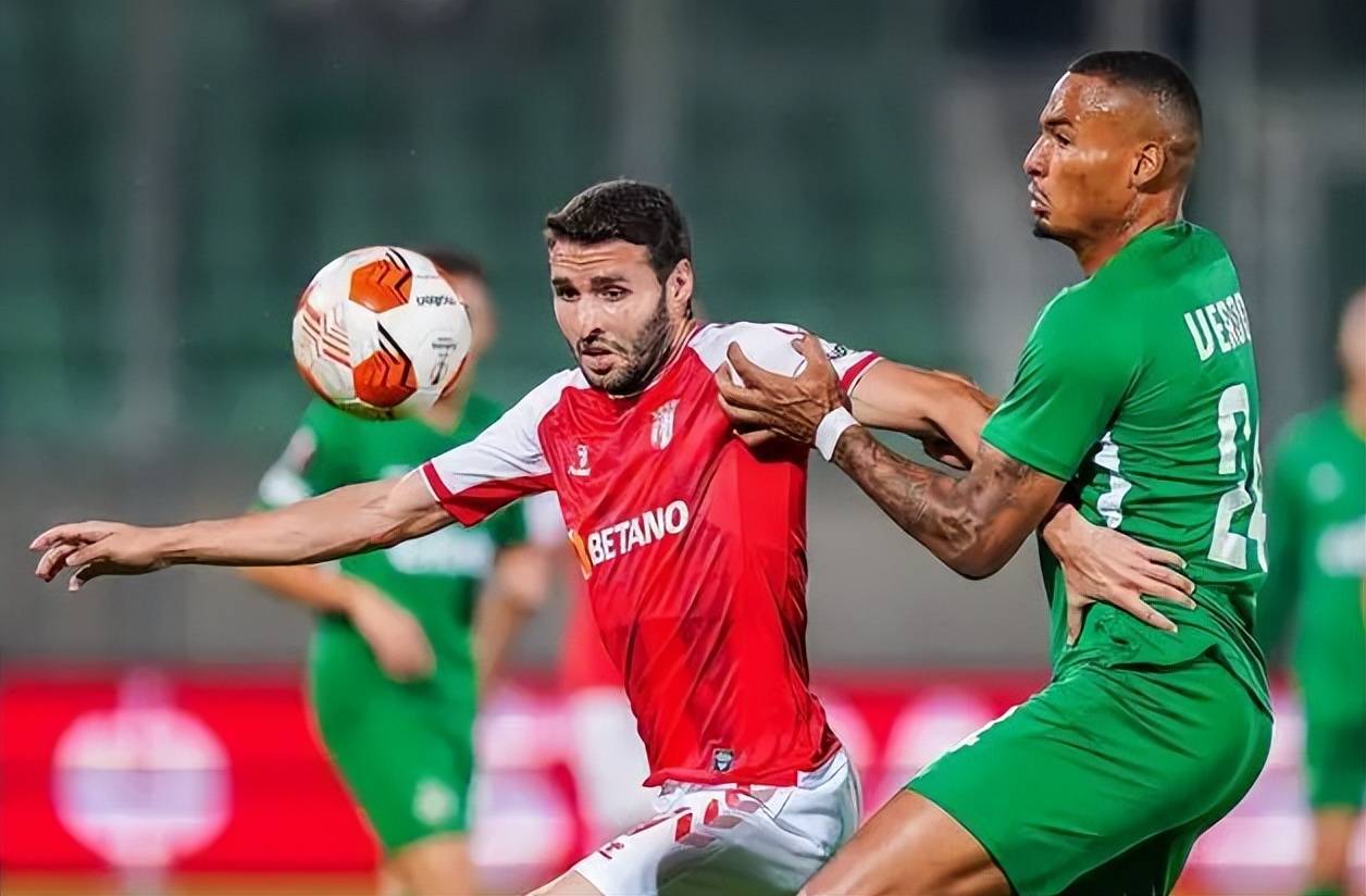 关于贝内文托将对阵对手，展现顽强战斗力的信息