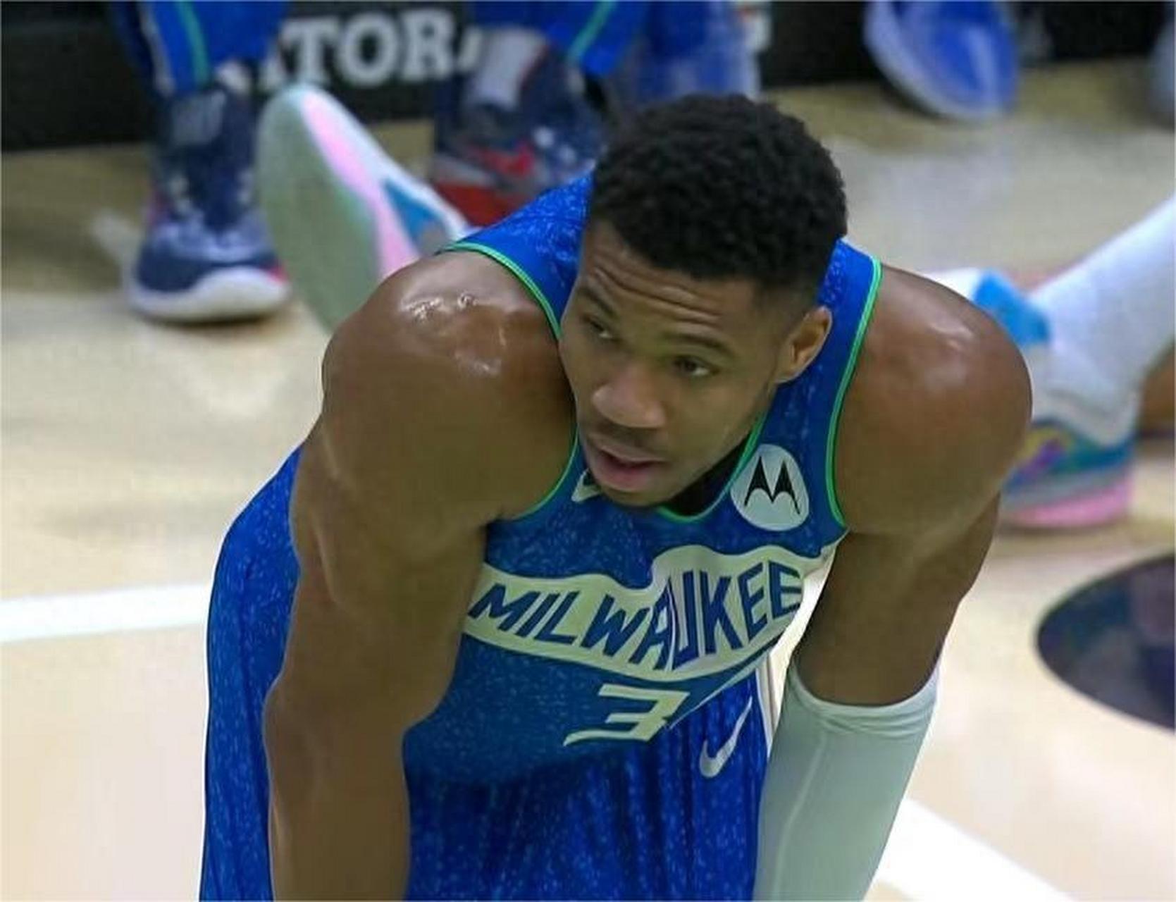 米兰体育官方网站-雄鹿球员赛季首次单场砍下30+得分的简单介绍