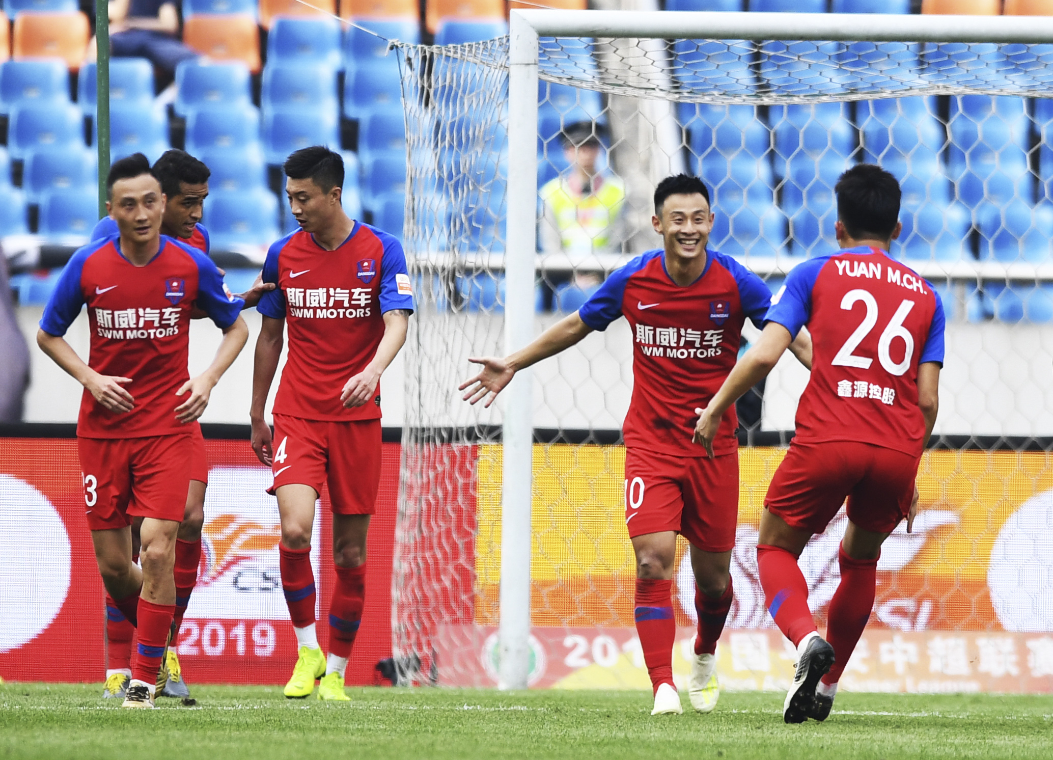 包含重庆斯威球员权健回应，暂无加盟计划的词条