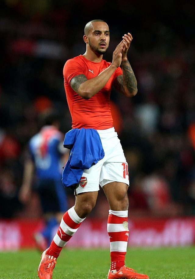 包含摩纳哥客场逼平波尔多，难分高下的词条