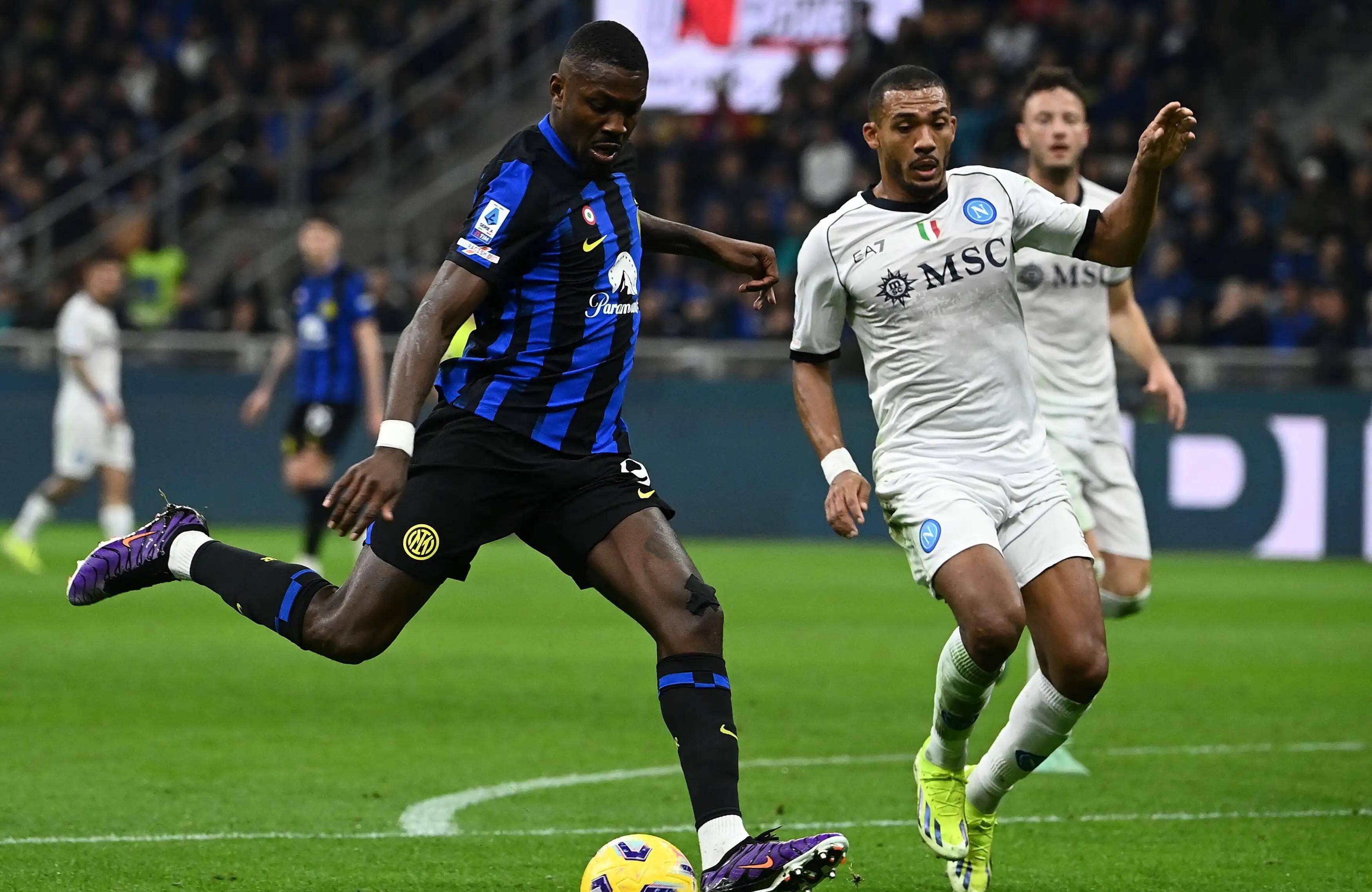 包含米兰前锋进球荒,射门效率待提高的词条 包含米兰前锋进球荒,射门效率待提高的词条