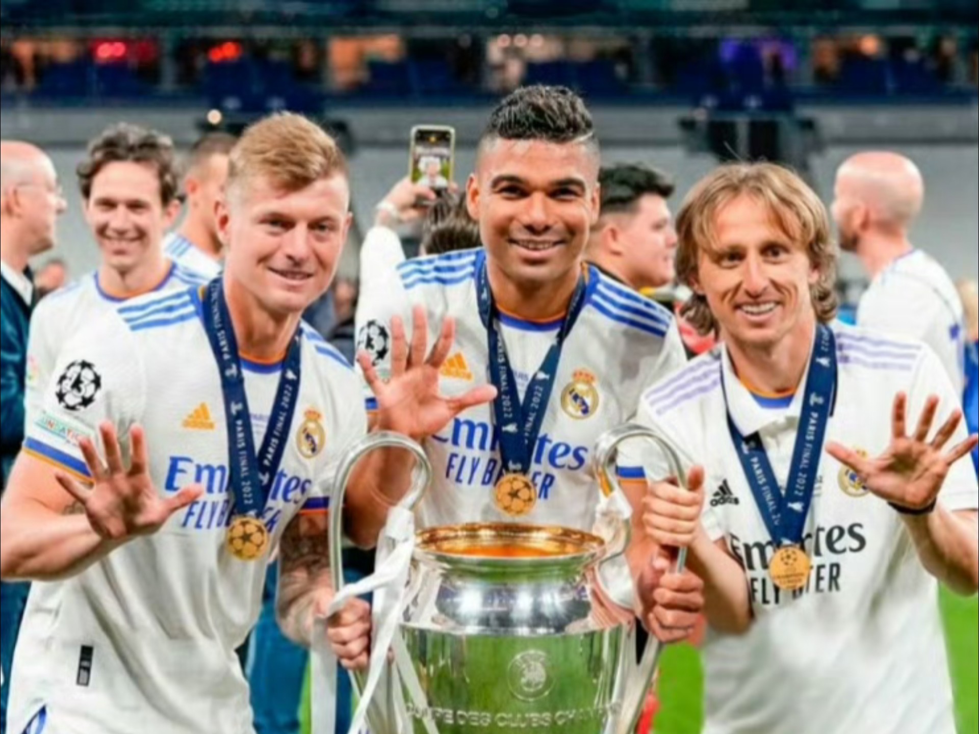 悉尼FC队士气高涨，备战亚冠正名赛的简单介绍