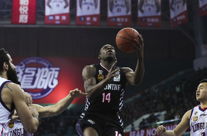 米兰体育-比赛悬念重重,胜负未卜,球员斗志昂扬的简单介绍