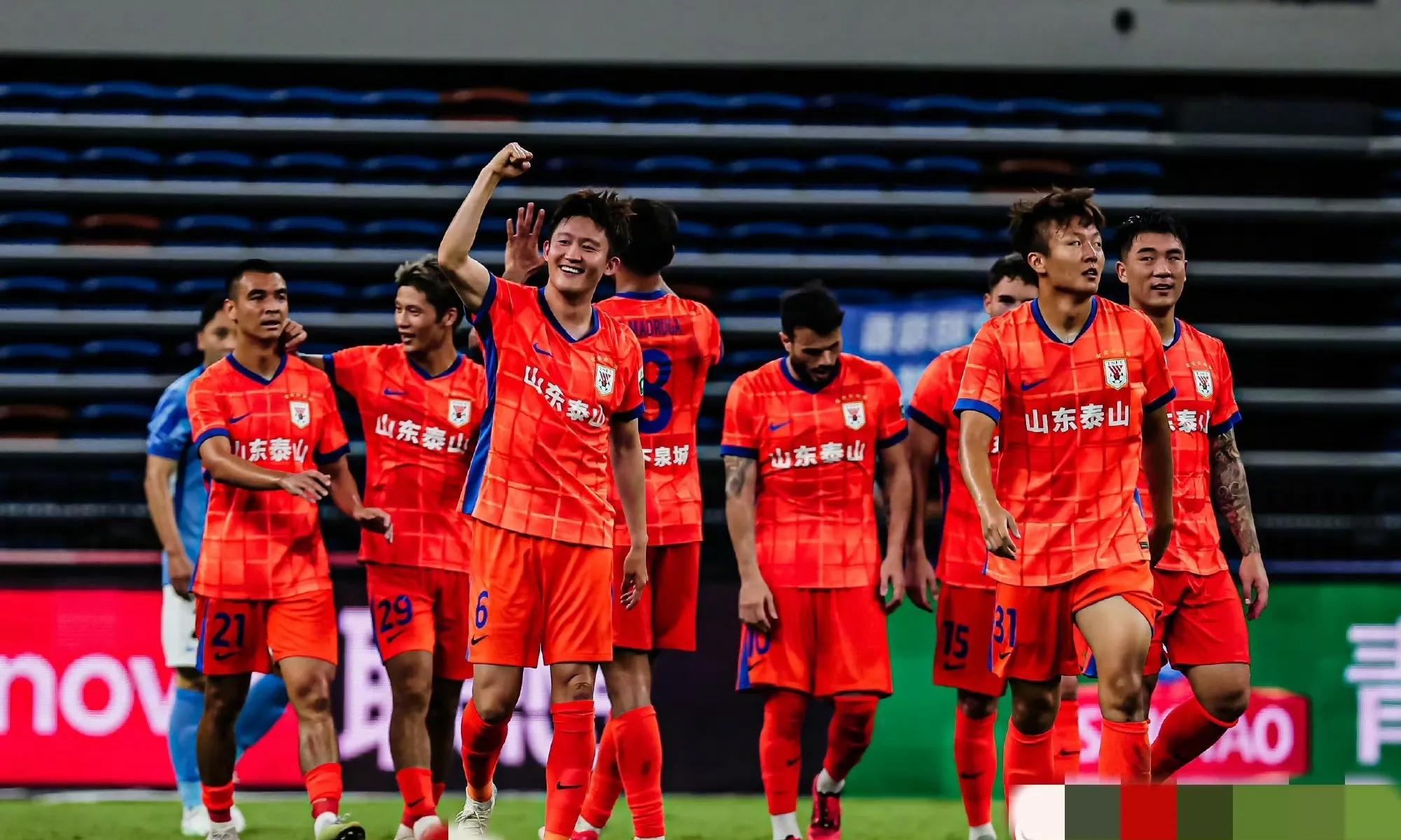 关于深圳队大比分击败对手斩获胜利的信息