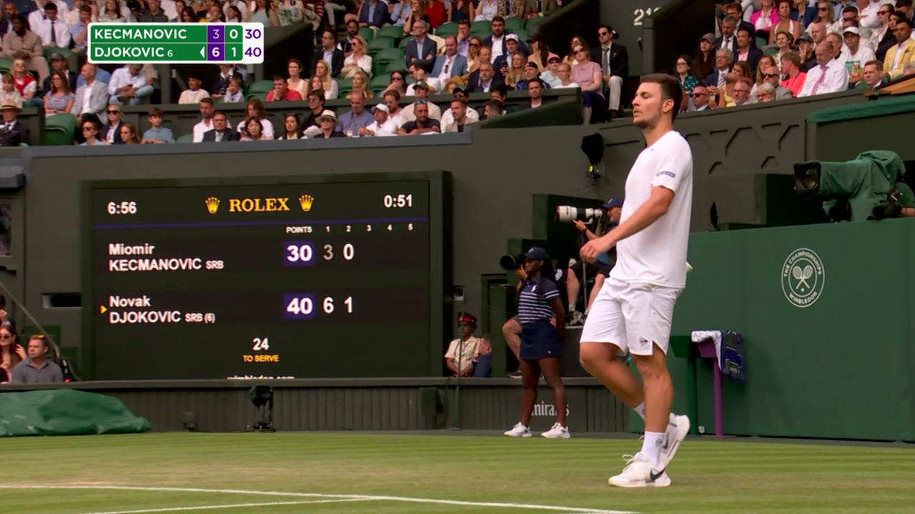 米兰APP下载-包含联合杯绝杀温网，德约科维奇统治全场的词条